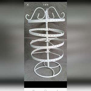 Earring spinning holder.  Holds about 100 pairs.